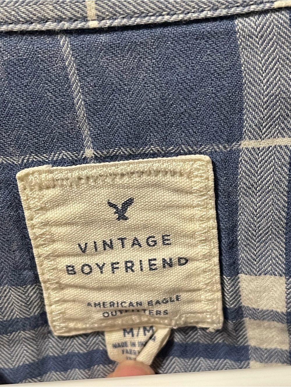 American Eagle Outfitters Blue and White Plaid Shirt - Picture 4 of 6